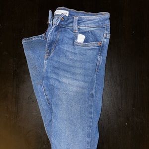 Zara mid rise skinny jeans